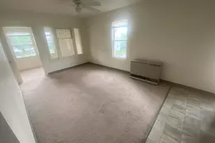 327 Plymouth Ave, Wilkes Barre, PA 18702 - Photo 3