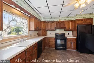 932 Main, Plymouth, PA 18651 - Photo 3