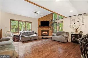 208 Owego Dr, Hazleton, PA 18202 - Photo 25