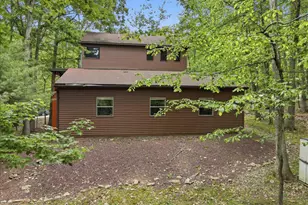 208 Owego Dr, Hazleton, PA 18202 - Photo 7
