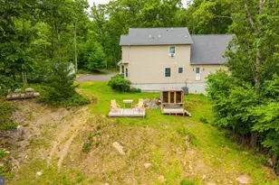 210 White Mountain Ln, Sugarloaf, PA 18249 - Photo 15