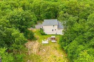 210 White Mountain Ln, Sugarloaf, PA 18249 - Photo 17