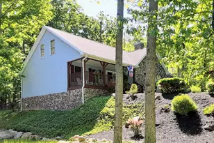 219 Owego Dr, Hazleton, PA 18202 - Photo 9