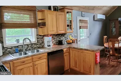 202 Trapper Springs Circle, Drums, PA 18222 - Photo 9