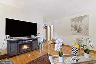 293 Lyndwood Ave, Hanover Township, PA 18706 - Photo 11