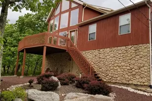 228 Pine Valley Ln, Hazle Township, PA 18202 - Photo 3
