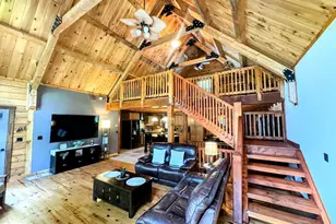 2034 Wichita Ln, Hazleton, PA 18202 - Photo 9