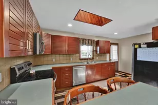 41 Kennedy Dr, Drums, PA 18222 - Photo 9