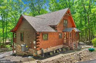 150 N Iroquois, Hazleton, PA 18202 - Photo 3