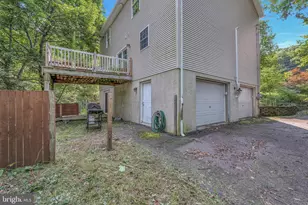 173 Chestnut St, Warrior Run, PA 18706 - Photo 7