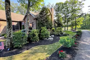 14 Winged Foot Dr, Hazle Township, PA 18202 - Photo 5