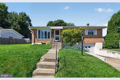 958 Seybert Street, Hazleton, PA 18201 - Photo 3