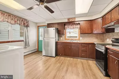 104 Lawrence Street, Wilkes Barre, PA 18702 - Photo 7