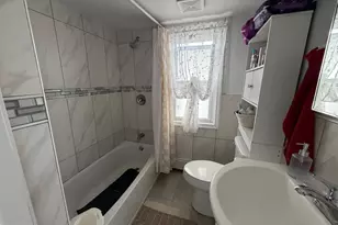622 W 8th St, Hazleton, PA 18201 - Photo 9