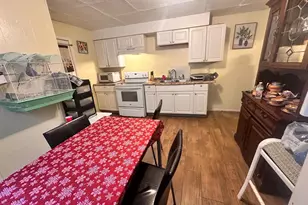 417 W Broad St, Hazleton, PA 07849 - Photo 5