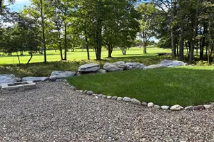 42 Spyglass Dr, Hazle Township, PA 18202 - Photo 3