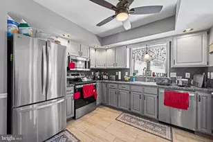 132 Burcher St, South Abington Township, PA 18411 - Photo 11