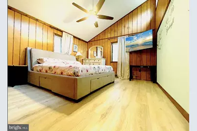 72 East Creekview Dr, Gouldsboro, PA 18424 - Photo 11