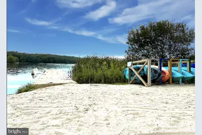 72 East Creekview Dr, Gouldsboro, PA 18424 - Photo 35