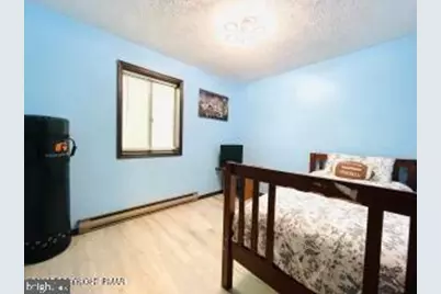 72 East Creekview Dr, Gouldsboro, PA 18424 - Photo 13