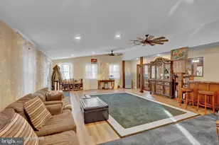 72 E Creek View Dr, Gouldsboro, PA 18424 - Photo 3