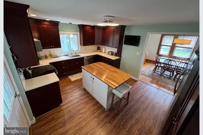 1500 N Webster Avenue, Dunmore, PA 18509 - Photo 15