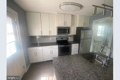 124 Mortimer Street, Dunmore, PA 18512 - Photo 3