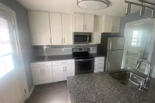 124 Mortimer St, Dunmore, PA 18512 - Photo 3