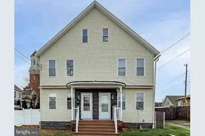 509 Hallstead St, Dickson City, PA 18519 - Photo 1