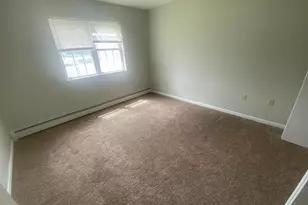 130 Mortimer St, Dunmore, PA 18512 - Photo 3