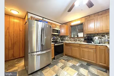 72 Creek View Drive E, Gouldsboro, PA 18424 - Photo 7