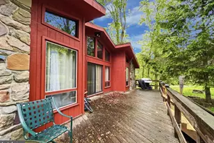 149 Livingston Ln, Gouldsboro, PA 18424 - Photo 9