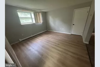 131 Smith Street #B3, Dunmore, PA 18512 - Photo 3