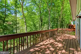 23 Floral Dr, Gouldsboro, PA 18424 - Photo 5