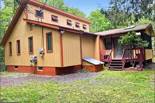 180 Delbert Dr, Gouldsboro, PA 18424 - Photo 17
