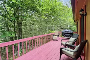 180 Delbert Dr, Gouldsboro, PA 18424 - Photo 3