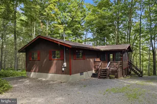172 LC Larsen Dr, Covington Township, PA 18424 - Photo 3