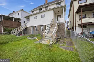 1124 1/2 W Locust St, Scranton, PA 18504 - Photo 5