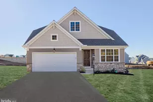 300 Pearl Ln, Gilbertsville, PA 19525 - Photo 3