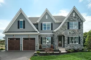 300 Pearl Ln, Gilbertsville, PA 19525 - Photo 3