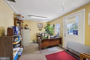 100 Penn St, Lansdale, PA 19446 - Photo 13