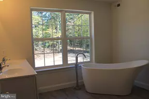 290 Buchert Rd, Gilbertsville, PA 19525 - Photo 5