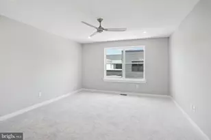 920 Riverplace Dr, Conshohocken, PA 19428 - Photo 25