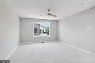 920 Riverplace Dr, Conshohocken, PA 19428 - Photo 27