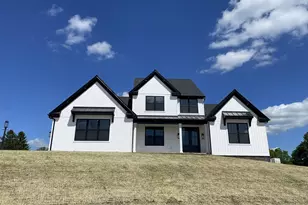 25 Berks Mont Ln, Barto, PA 19504 - Photo 13