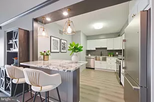 21438 Valley Forge Cir, King of Prussia, PA 19406 - Photo 3