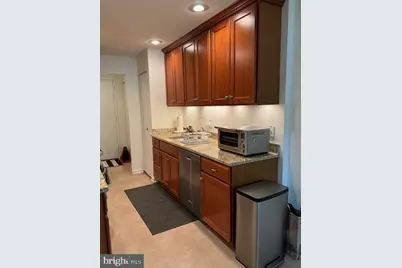 1637 Oakwood #S121, Narberth, PA 19072 - Photo 11