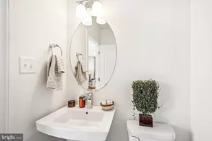 1838 Arbor Pl Dr, Norristown, PA 19401 - Photo 17