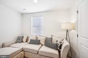 1838 Arbor Pl Dr, Norristown, PA 19401 - Photo 5