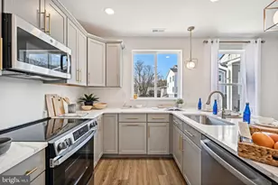 1842 Arbor Pl Dr, Norristown, PA 19401 - Photo 11